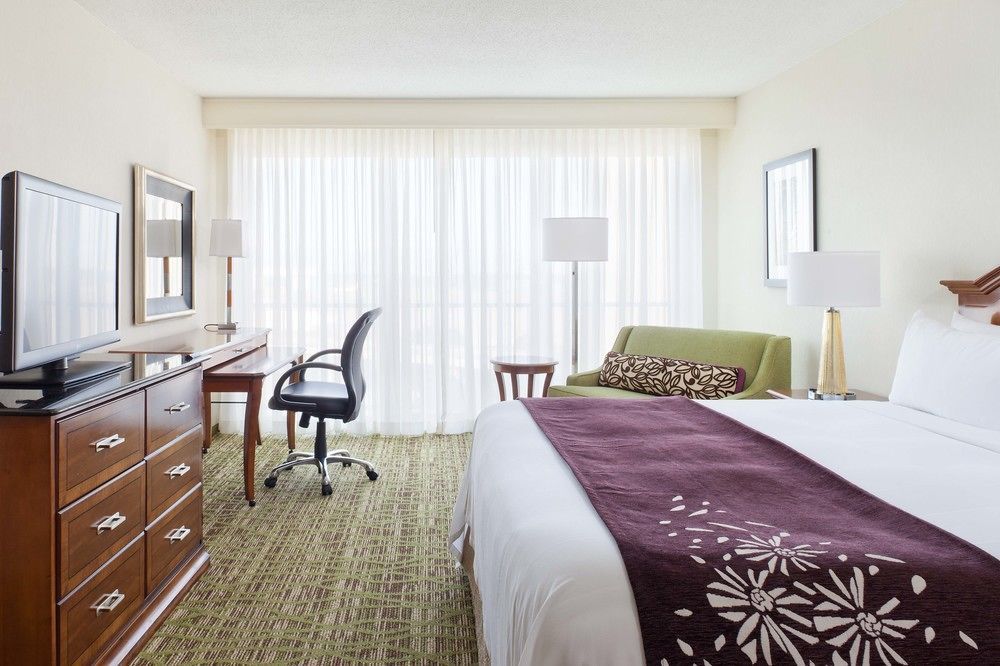 Airport Marriott